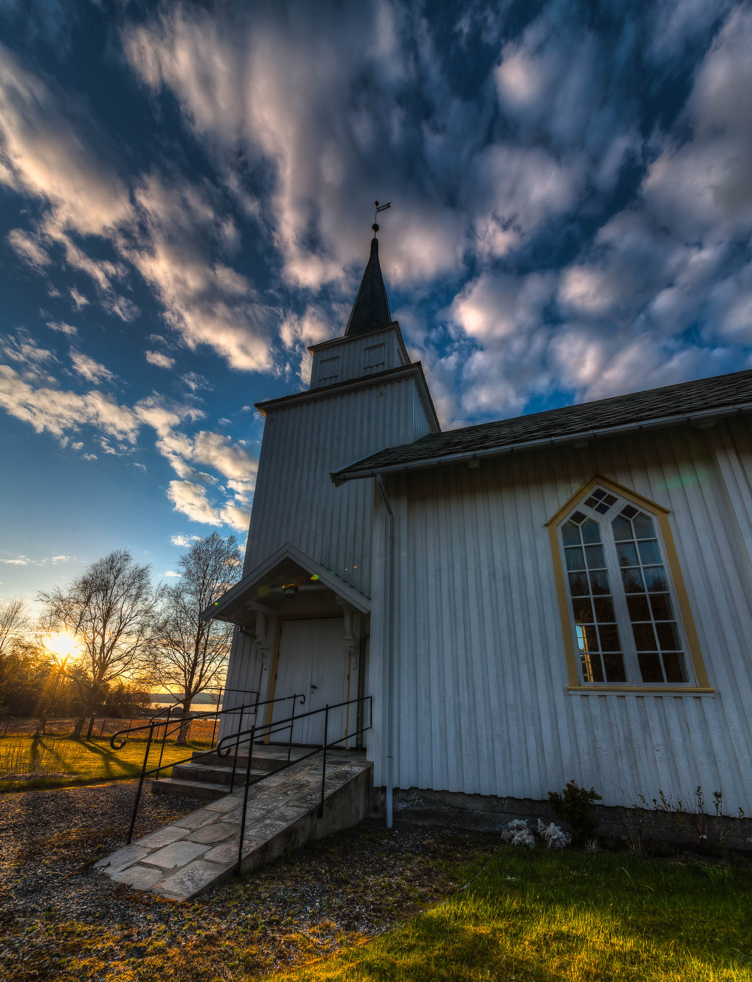 Lund, Hestøya, Nærøy